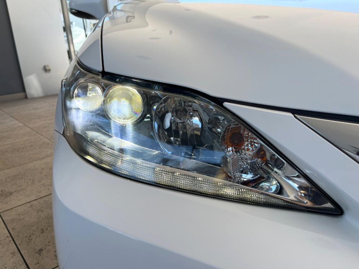 2014 Lexus CT DAA-ZWA10 (UW-6a1a563125008)[6]