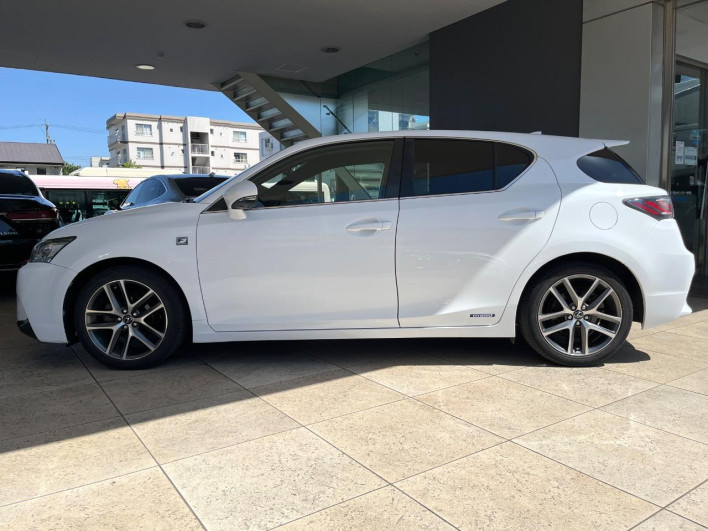 2014 Lexus CT DAA-ZWA10 (UW-6a1a563125008)[13]