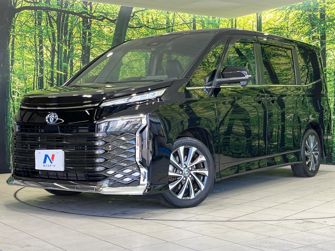 2023 Toyota Voxy 6AA-ZWR90W