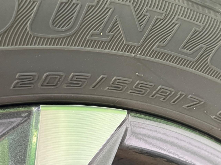 2023 Toyota Voxy 6AA-ZWR90W (UW-6a1a563d8803f)[22]