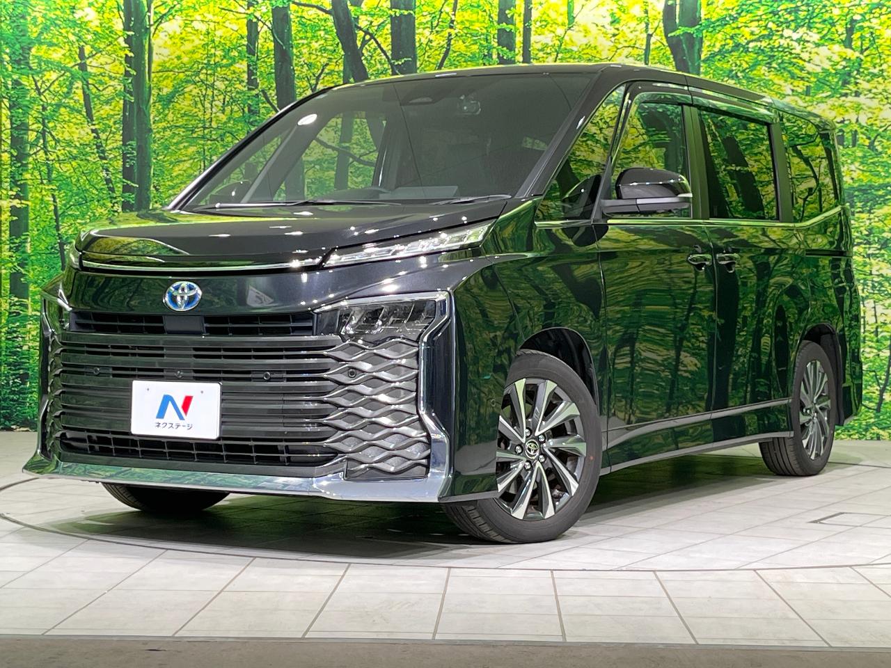 2023 Toyota Voxy 6AA-ZWR90W