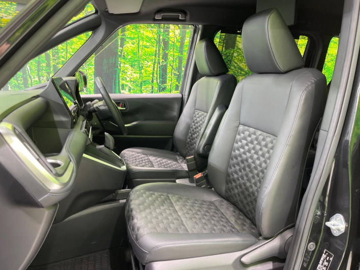 2023 Toyota Voxy 6AA-ZWR90W (UW-6a1a563d8803f)[19]
