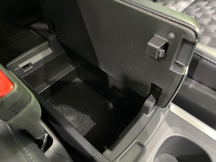 2023 Toyota Voxy 6AA-ZWR90W (UW-6a1a563d8803f)[6]