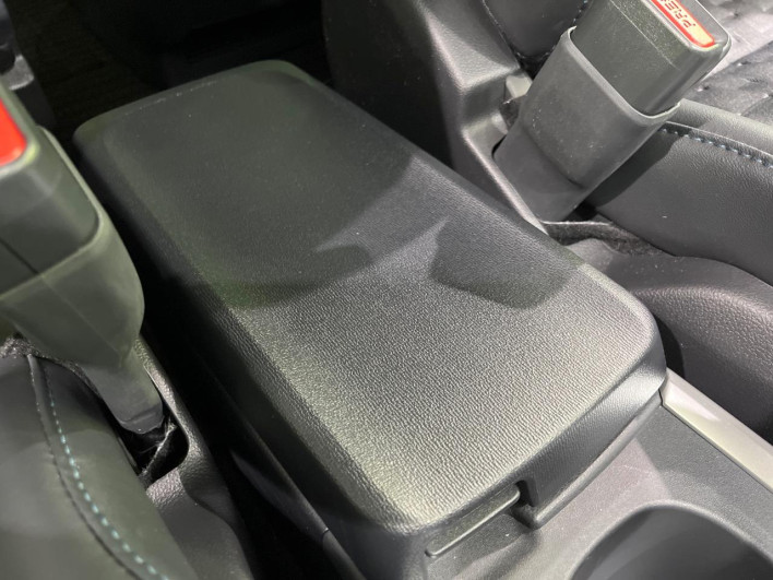 2023 Toyota Voxy 6AA-ZWR90W (UW-6a1a563d8803f)[5]