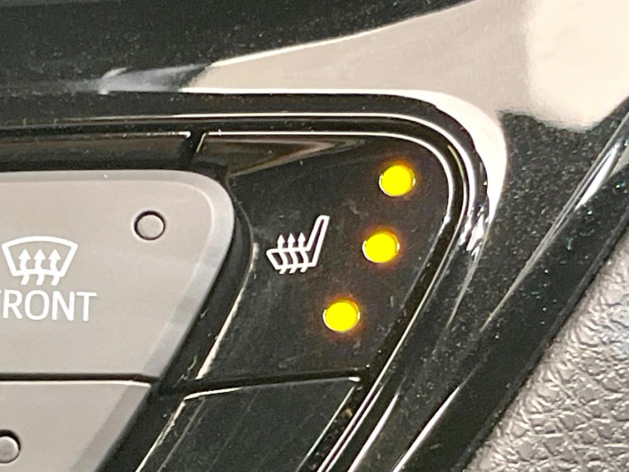 2018 Toyota C-HR DAA-ZYX10 (UW-6a1a564488d22)[28]