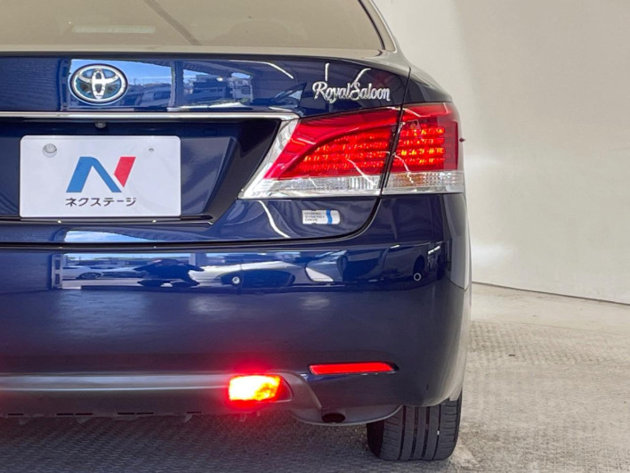 2016 Toyota Crown Hybrid DAA-AWS210 (UW-6a1ba5930a4bd)[18]