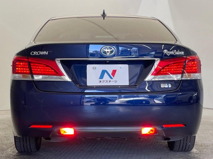 2016 Toyota Crown Hybrid DAA-AWS210 (UW-6a1ba5930a4bd)[16]