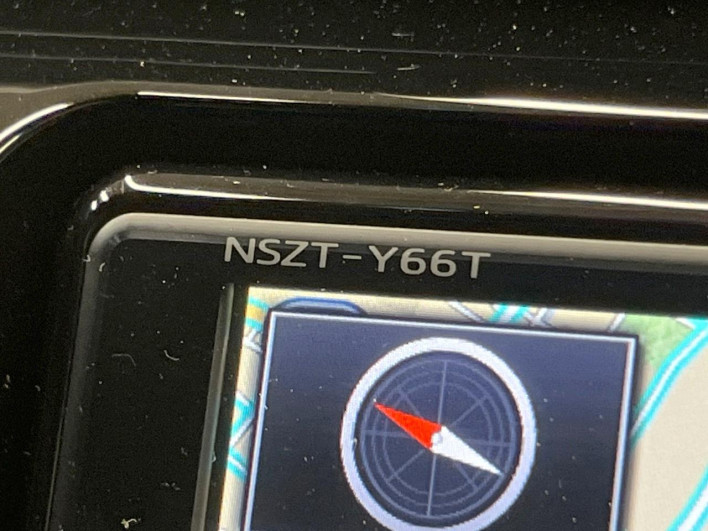 2017 Toyota Camry DAA-AXVH70 (UW-6a1ba59d3742a)[21]