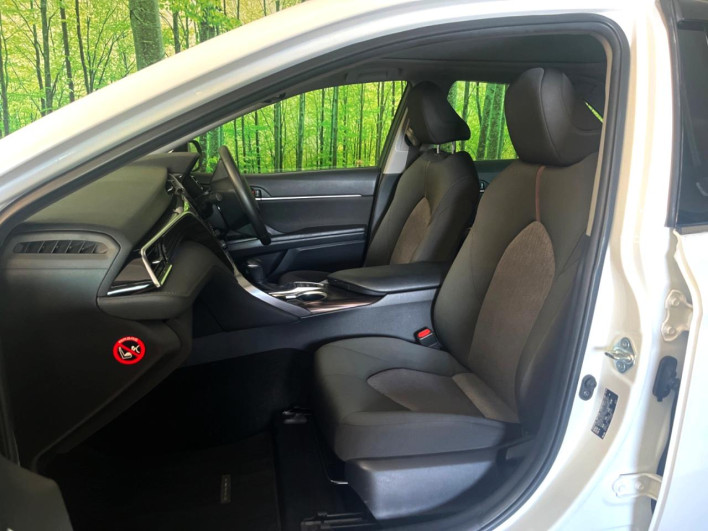 2017 Toyota Camry DAA-AXVH70 (UW-6a1ba59dc7b44)[7]