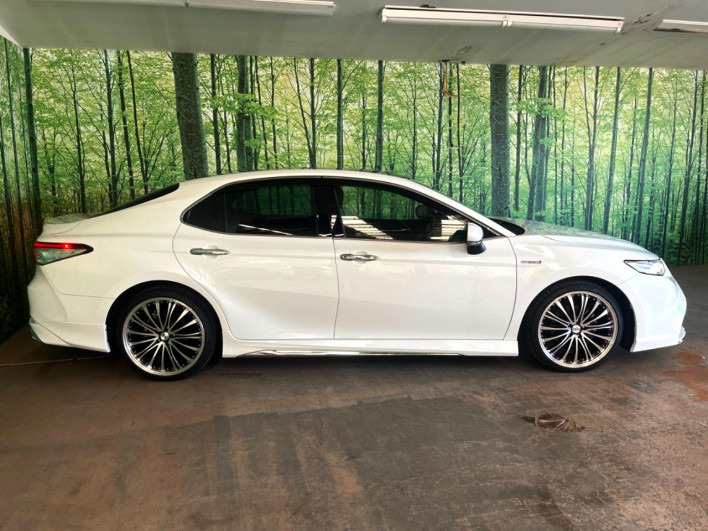 2017 Toyota Camry DAA-AXVH70 (UW-6a1ba59dc7b44)[15]