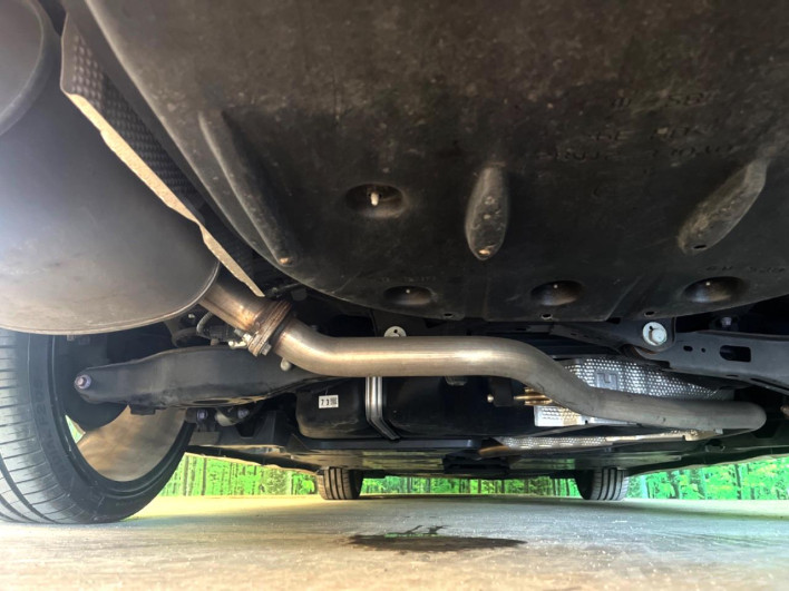 2017 Toyota Camry DAA-AXVH70 (UW-6a1ba59dc7b44)[22]