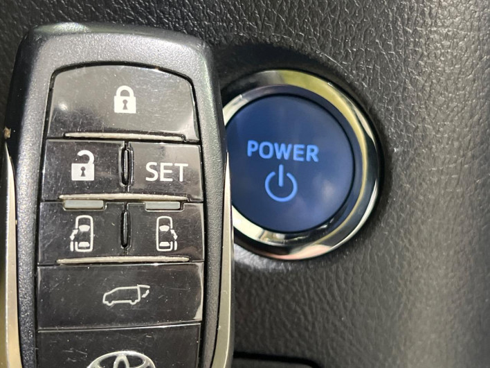 2019 Toyota Alphard Hybrid DAA-AYH30W (UW-6a1ba59f78ad5)[22]