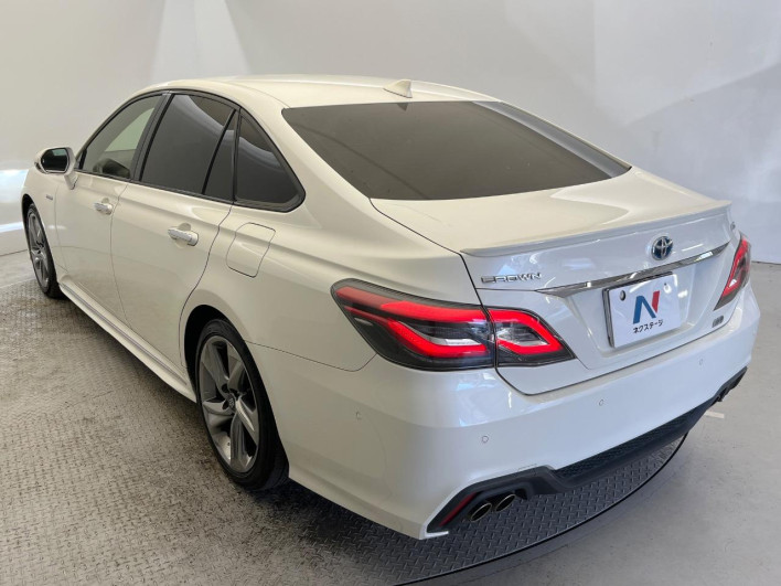 2019 Toyota Crown Hybrid 6AA-AZSH20 (UW-6a1ba5a1a064f)[27]