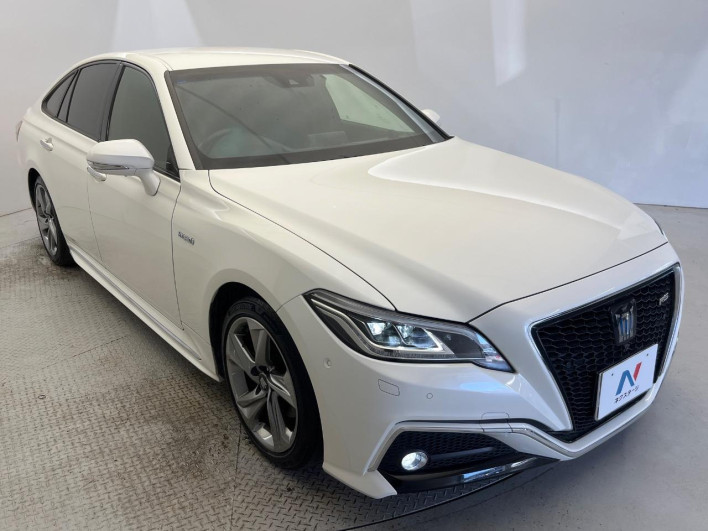 2019 Toyota Crown Hybrid 6AA-AZSH20 (UW-6a1ba5a1a064f)[11]