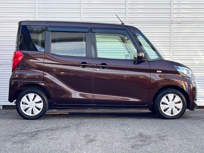 2014 Mitsubishi eK Space DBA-B11A (UW-6a1ba5a40fd2b)[10]