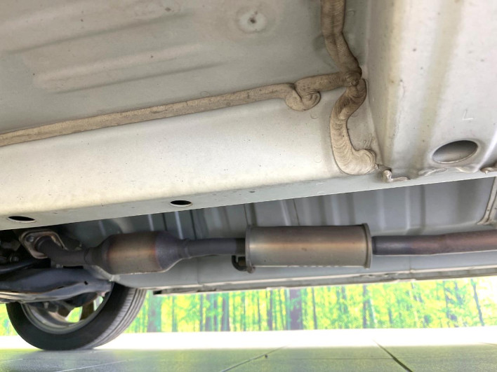 2015 Mitsubishi eK Space Custom DBA-B11A (UW-6a1ba5a41905f)[22]