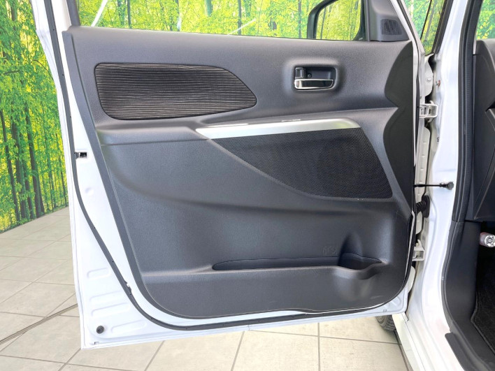 2015 Mitsubishi eK Space Custom DBA-B11A (UW-6a1ba5a41905f)[23]