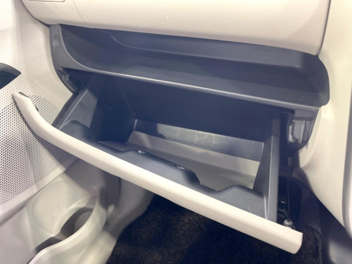 2013 Mitsubishi eK Wagon DBA-B11W (UW-6a1ba5a5ca03e)[18]