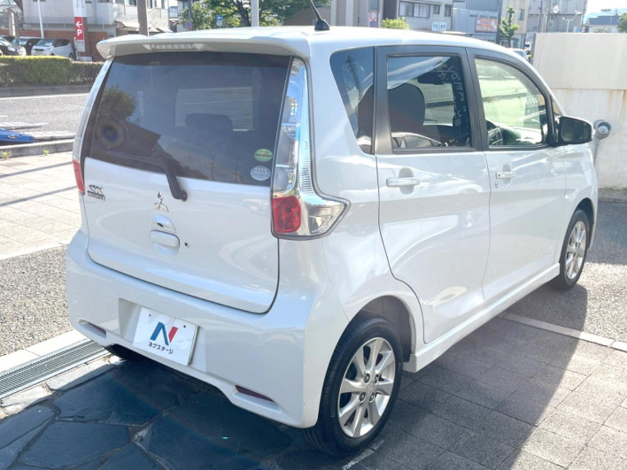 2014 Mitsubishi ek Custom DBA-B11W (UW-6a1ba5a5e7e51)[20]