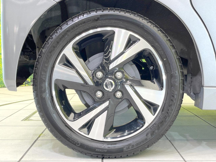 2020 Nissan Roox 4AA-B45A (UW-6a1ba5bcf1e88)[19]