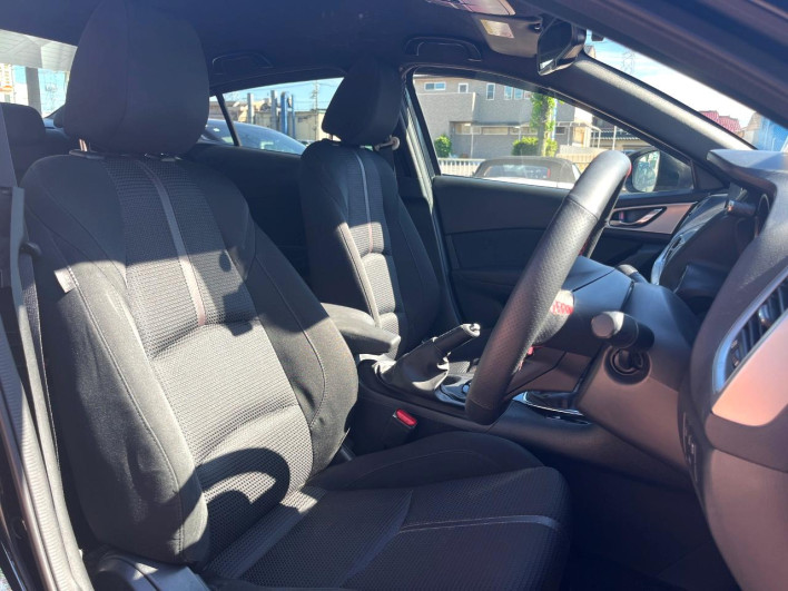 2017 Mazda Axela DBA-BM5FP (UW-6a1ba5c4e1185)[24]