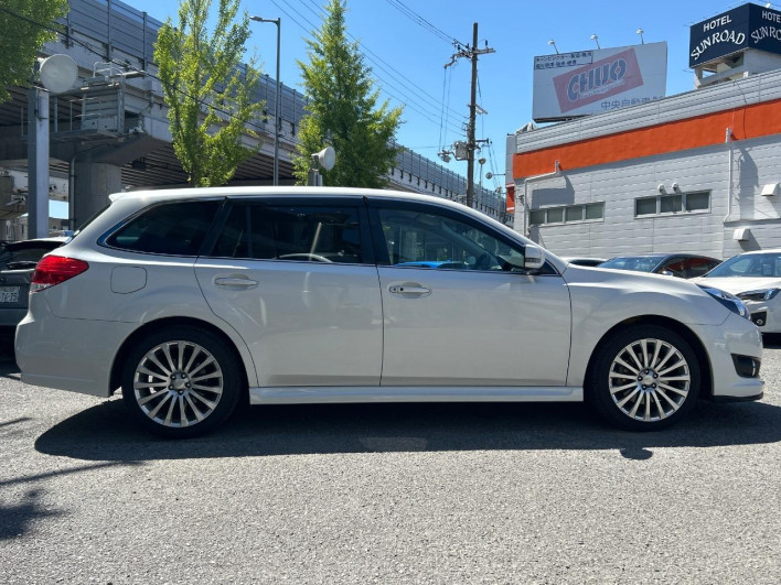 2010 Subaru Legacy Touring Wagon DBA-BR9 (UW-6a1ba5ca07c32)[29]