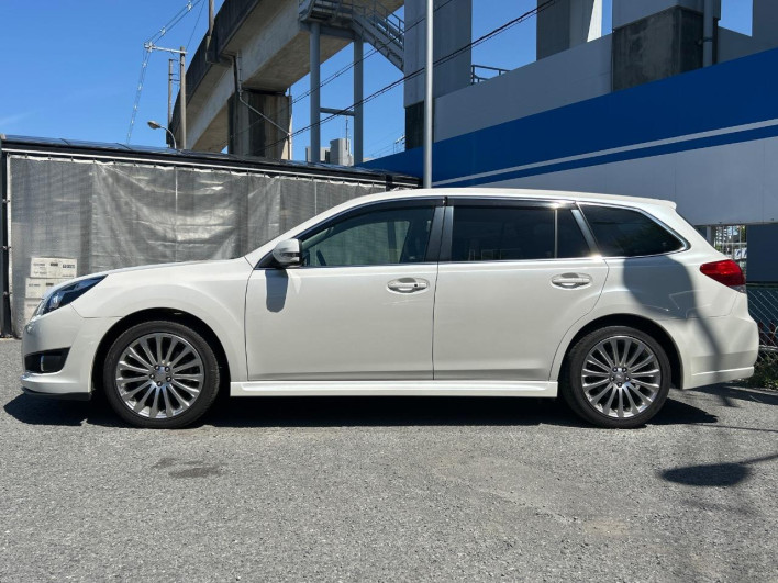 2010 Subaru Legacy Touring Wagon DBA-BR9 (UW-6a1ba5ca07c32)[15]