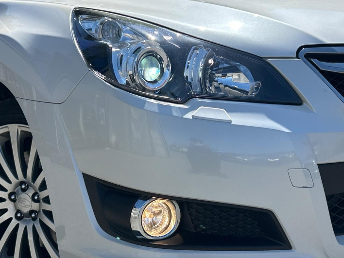 2010 Subaru Legacy Touring Wagon DBA-BR9 (UW-6a1ba5ca07c32)[9]
