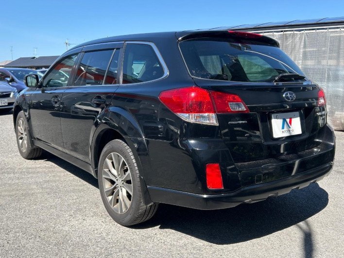 2011 Subaru Legacy Outback DBA-BR9 (UW-6a1ba5ca1e632)[16]