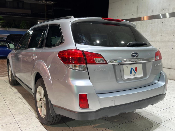 2012 Subaru Legacy Outback DBA-BRM (UW-6a1ba5ca37c17)[9]