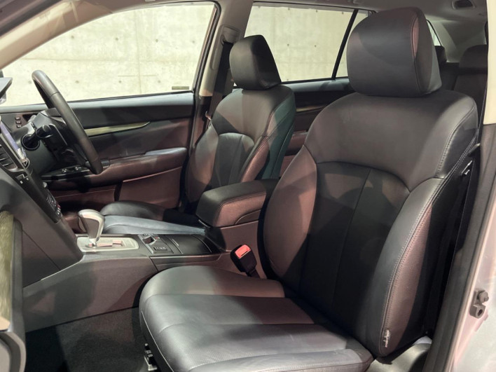2012 Subaru Legacy Outback DBA-BRM (UW-6a1ba5ca37c17)[29]