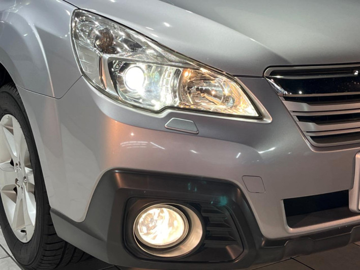 2012 Subaru Legacy Outback DBA-BRM (UW-6a1ba5ca37c17)[25]