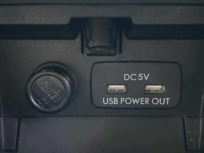 2016 Subaru Legacy Outback DBA-BS9 (UW-6a1ba5cbe676d)[25]