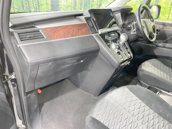 2023 Mitsubishi Delica D:5 3DA-CV1W (UW-6a1ba5cd727da)[28]