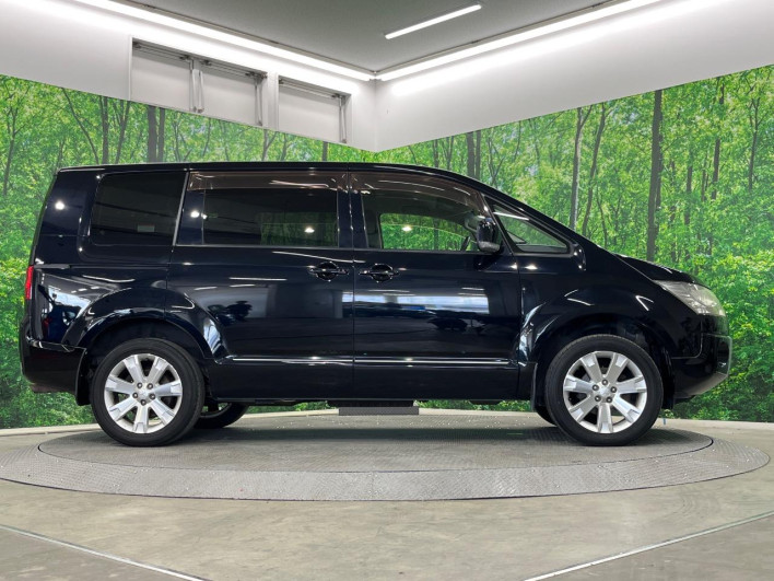 2011 Mitsubishi Delica D:5 DBA-CV5W (UW-6a1ba5d1a94aa)[21]