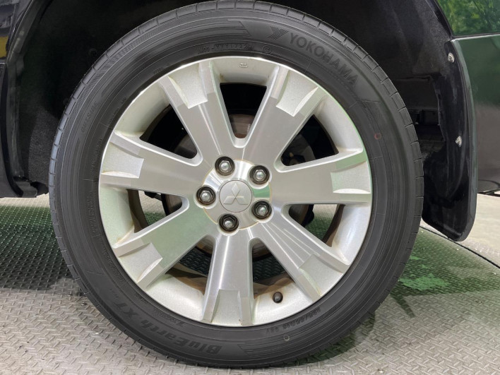 2011 Mitsubishi Delica D:5 DBA-CV5W (UW-6a1ba5d1a94aa)[10]
