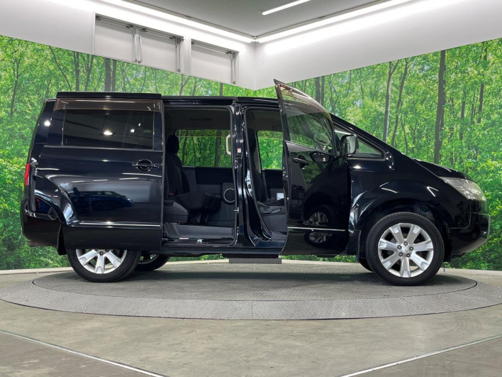 2011 Mitsubishi Delica D:5 DBA-CV5W (UW-6a1ba5d1a94aa)[22]