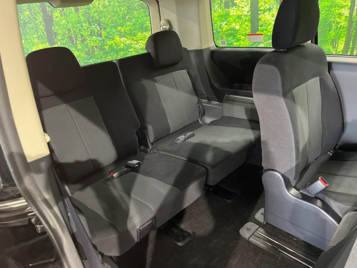 2011 Mitsubishi Delica D:5 DBA-CV5W (UW-6a1ba5d1a94aa)[26]