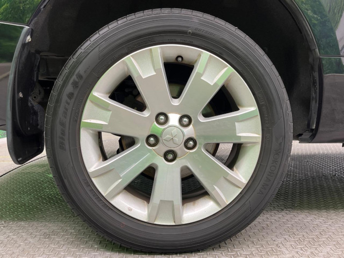 2011 Mitsubishi Delica D:5 DBA-CV5W (UW-6a1ba5d1a94aa)[11]