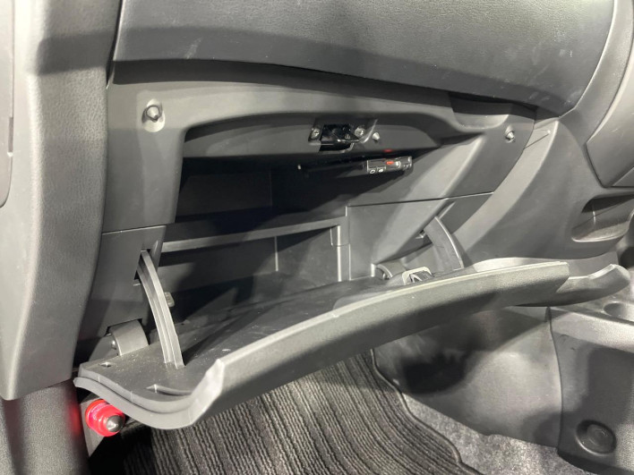 2017 Nissan Note DBA-E12 (UW-6a1ba5dfbf4b5)[25]