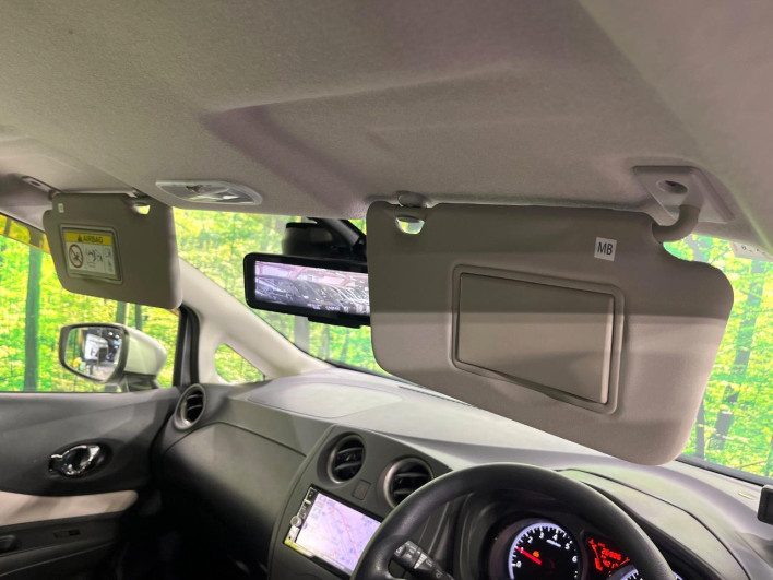 2017 Nissan Note DBA-E12 (UW-6a1ba5dfbf4b5)[21]