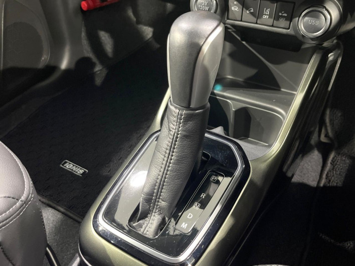 2021 Suzuki Ignis 5AA-FF21S (UW-6a1ba5e85c4ec)[28]