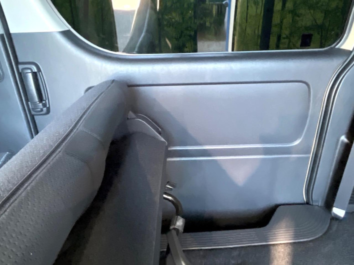 2025 Toyota Hiace Van 3DF-GDH201V (UW-6a1ba5ee83f22)[28]