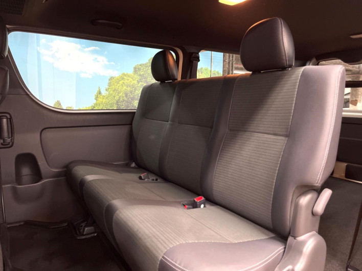 2025 Toyota Hiace Van 3DF-GDH206V (UW-6a1ba5efa3042)[8]