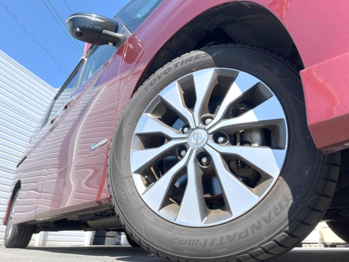 2017 Nissan Serena DAA-GFC27 (UW-6a1ba5f688d0b)[7]