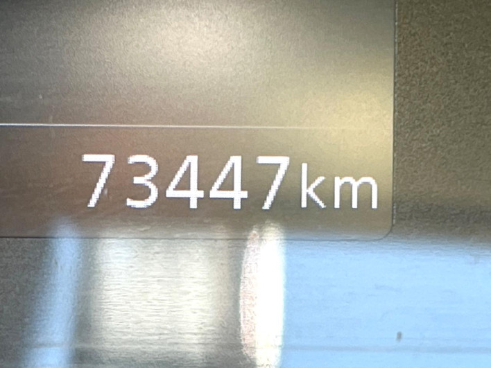 2017 Nissan Serena DAA-GFC27 (UW-6a1ba5f688d0b)[2]
