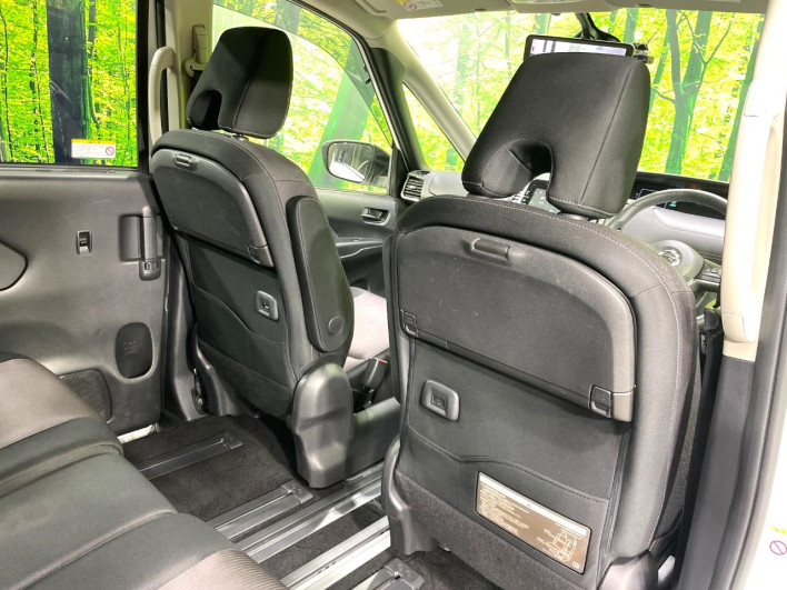 2018 Nissan Serena DAA-GFC27 (UW-6a1ba5f787332)[20]