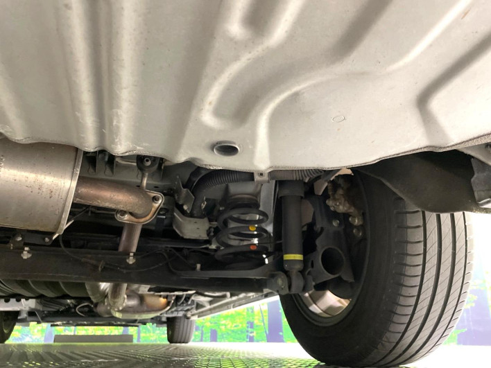 2018 Nissan Serena DAA-GFC27 (UW-6a1ba5f787332)[9]