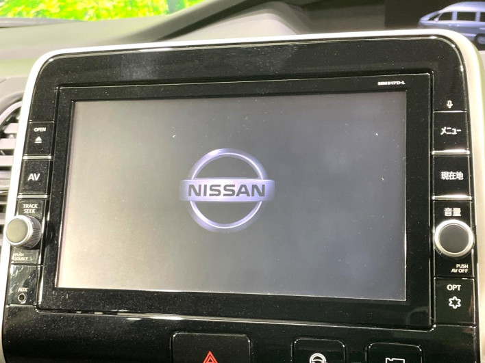 2018 Nissan Serena DAA-GFC27 (UW-6a1ba5f787332)[11]