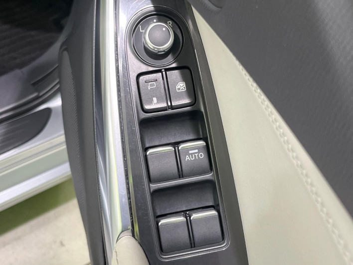 2015 Mazda Atenza Wagon LDA-GJ2AW (UW-6a1ba5fcea3ad)[17]